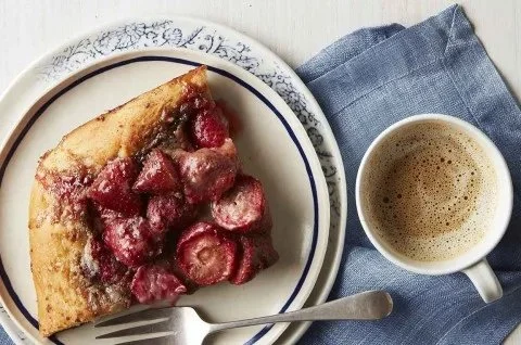 Moravian Fruit Coffee Cake